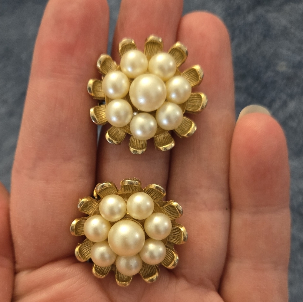 KRAMER Faux Pearl Clip Earrings